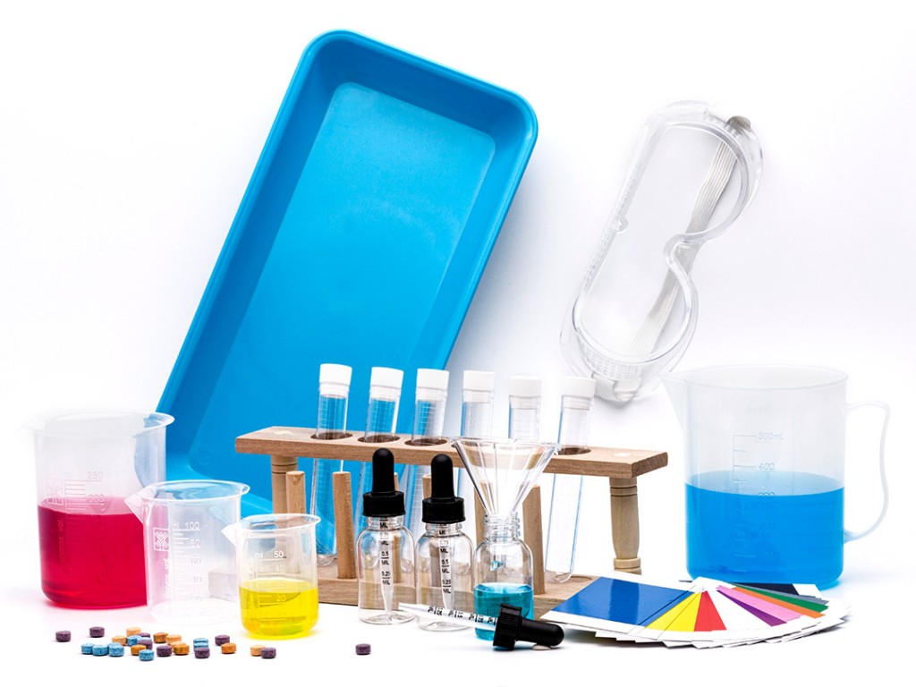 A great way to help you child with fine motor and concentration. 