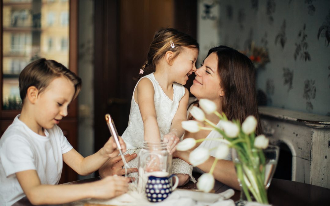 COVID-19: Phrases That Help Kids Understand Social Distancing