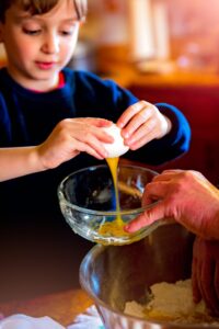 Montessori at home mealtime principles